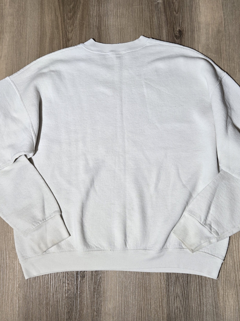 Fruit of the Loom White Crewneck with Red & Navy Logo - Picture 2 of 3